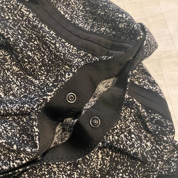 Lululemon Vinyasna Scarf - Picture 4 of 12